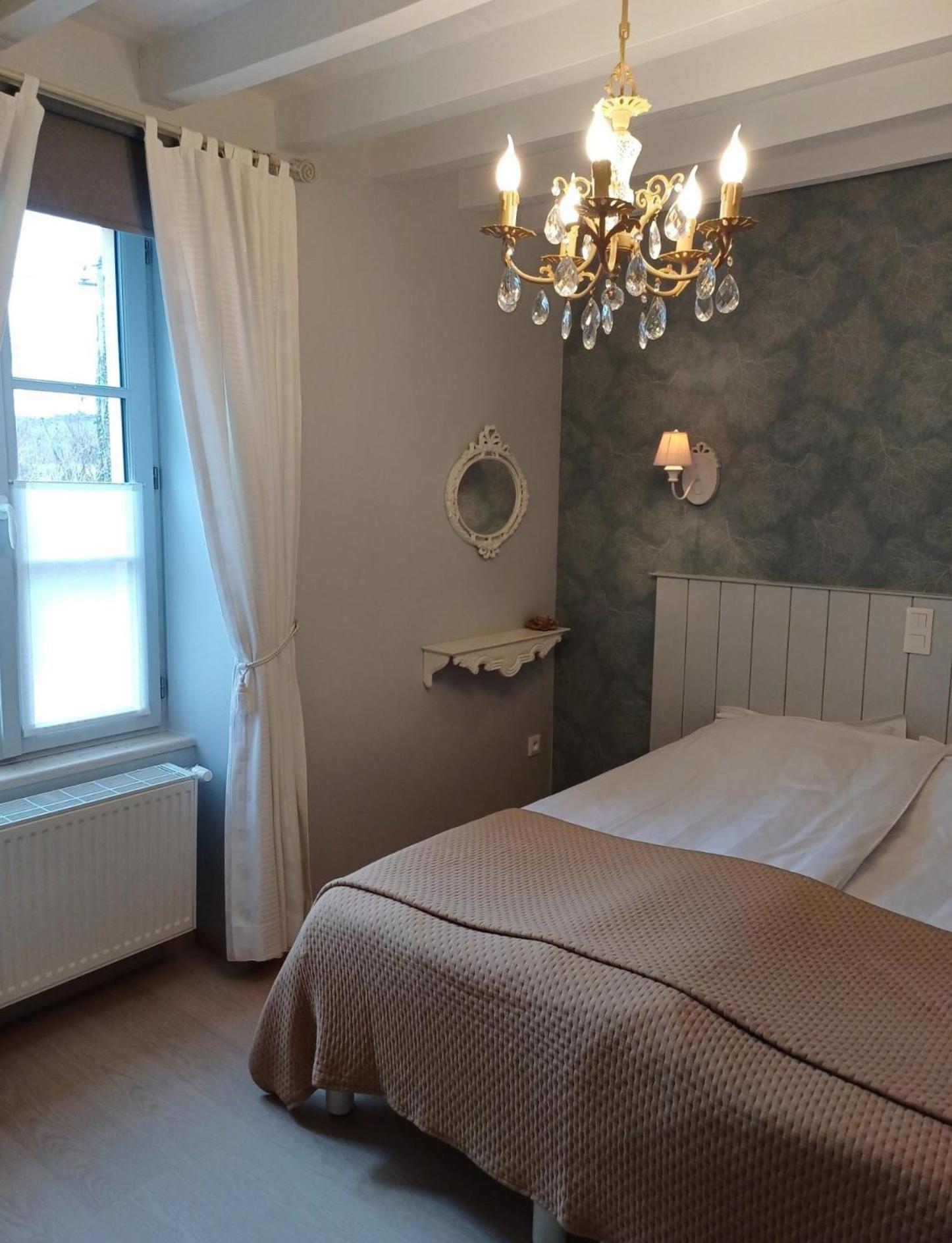 Le Repos Coquelicot Bed and Breakfast Montillot Eksteriør billede
